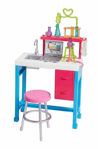 Barbie Barbie Playset with Chemistry Lab Accessories FJB28 Mattel
