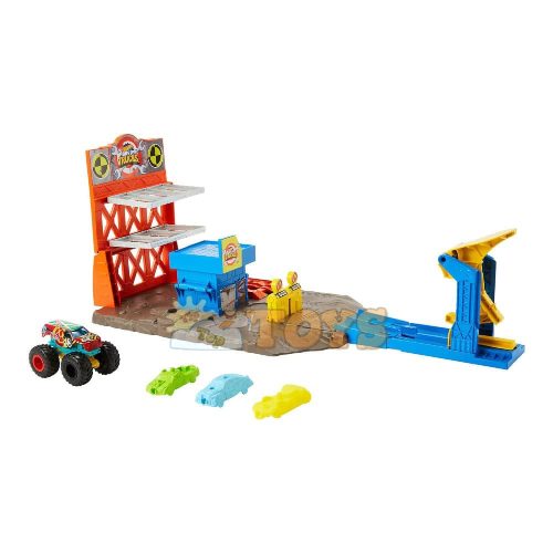 Hot Wheels Monster Trucks HFB12 Explosive Station Playset